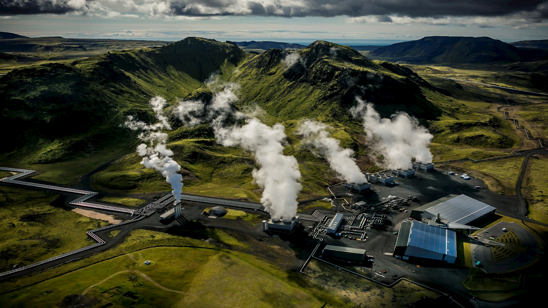 Hellisheiði Power Station - Sigrg, CC BY-SA 4.0, via Wikimedia Commons