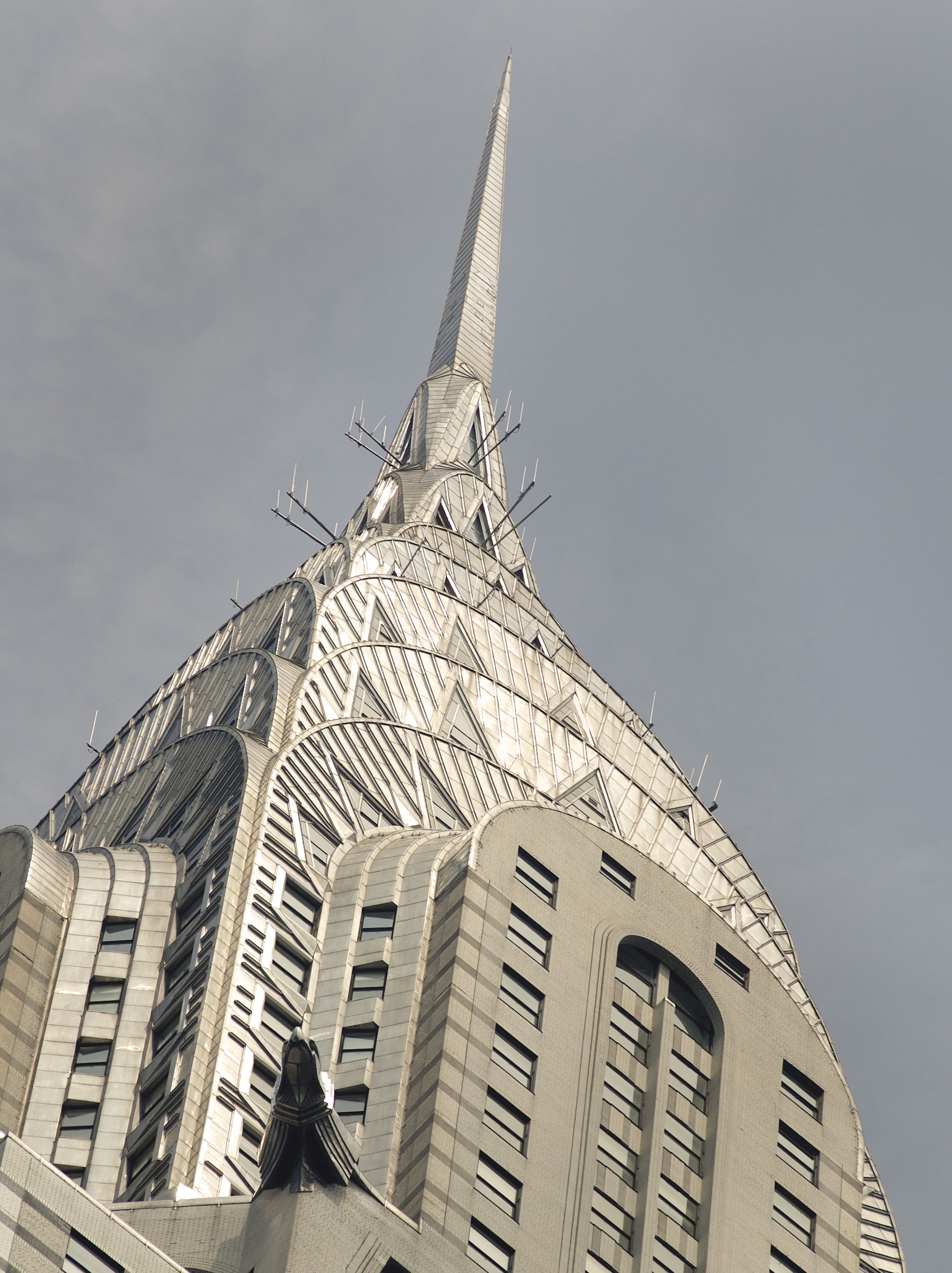 Nickel-containing stainless steel in buildings are still in use after 50 years, in some cases even more than 100 years - The nickel-containing stainless steel forming the shining crown of the Chrysler building is still as pristine and beautiful as the day it was completed in 1930.